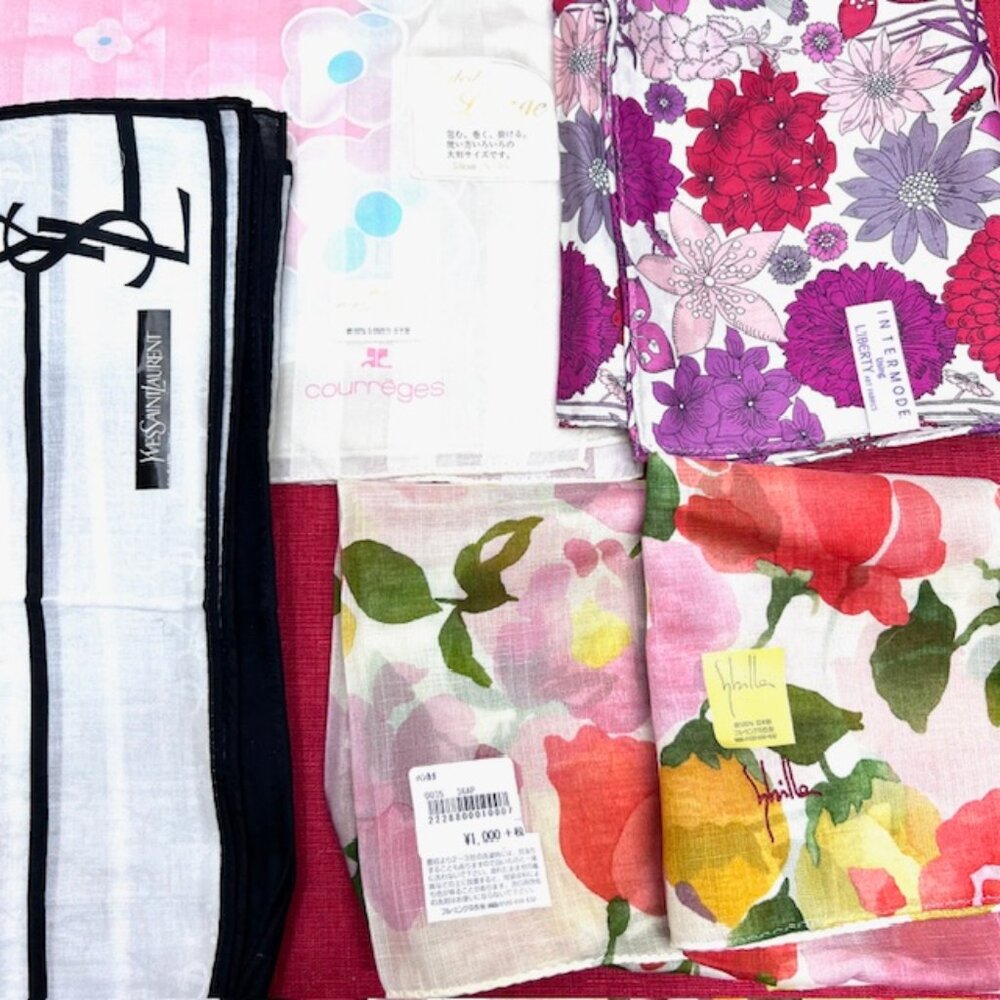 BUNDLE 4: YSL-COURREGES-LIBERTY-SHILLA Scarf/Lg Handker Cott/Silk 24" - 22"(93) - Picture 12 of 16